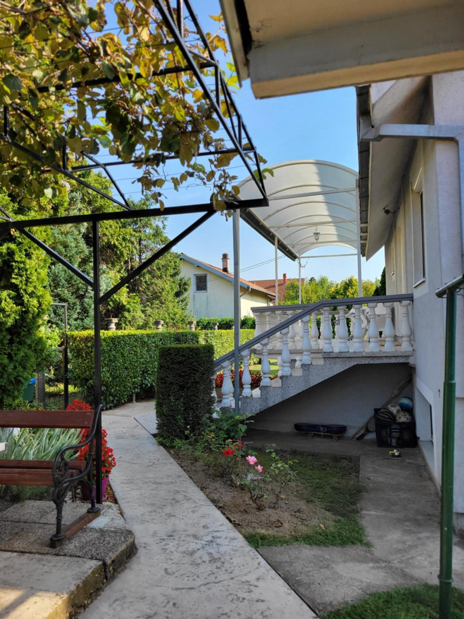 Garden Apartment Surcin